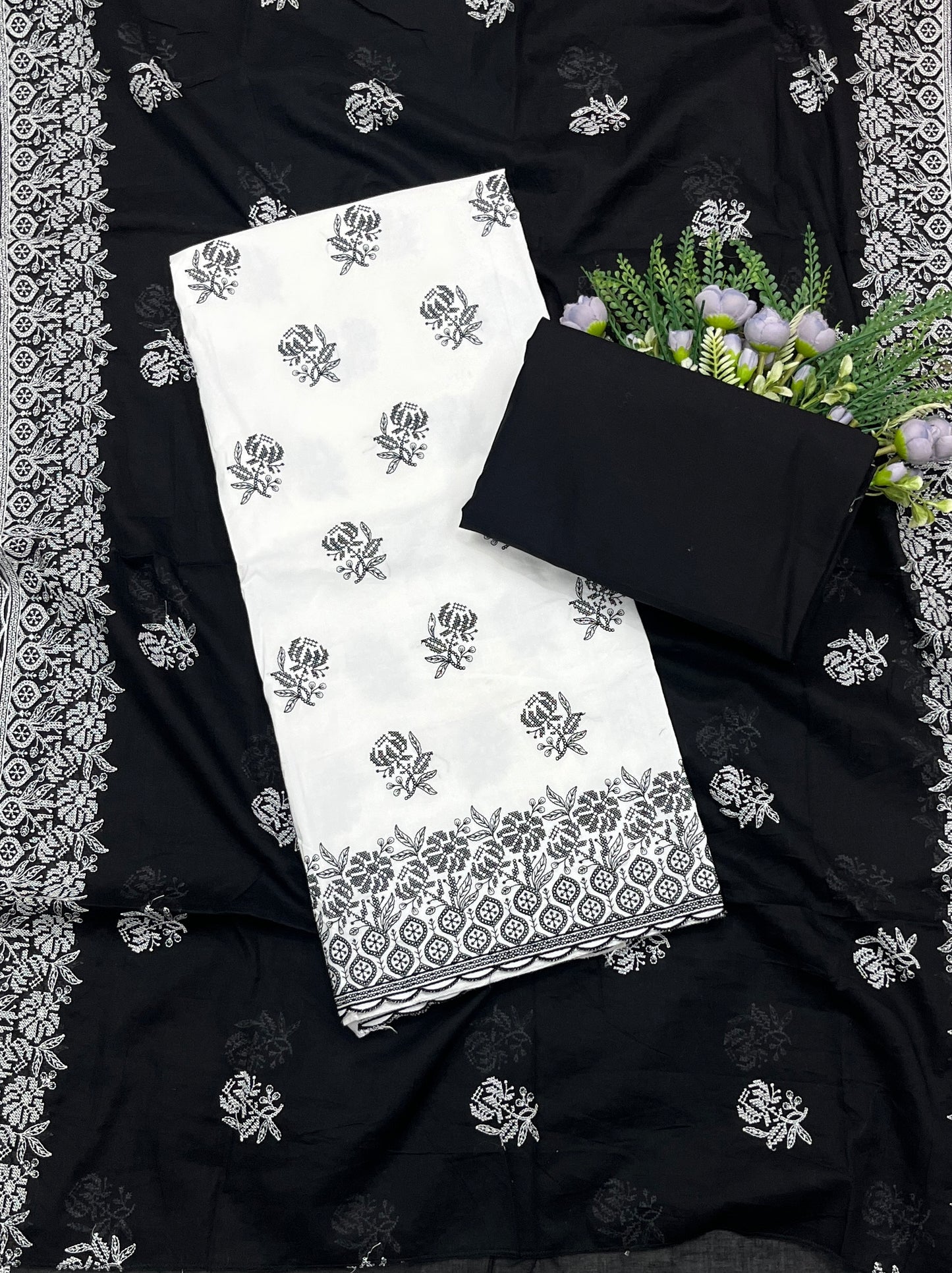924A Cotton White With Black Suit Fabric / CKC Cotton Bazaar