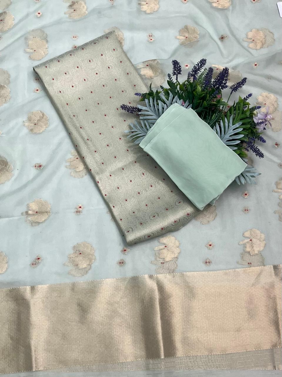 जॉर्जेट सी ग्रीन सूट फ़ैब्रिक / ईज़ी ब्रीज़ी PT-3