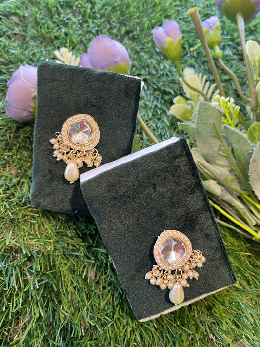Pearls Cream Earing Set /CKC Jewels