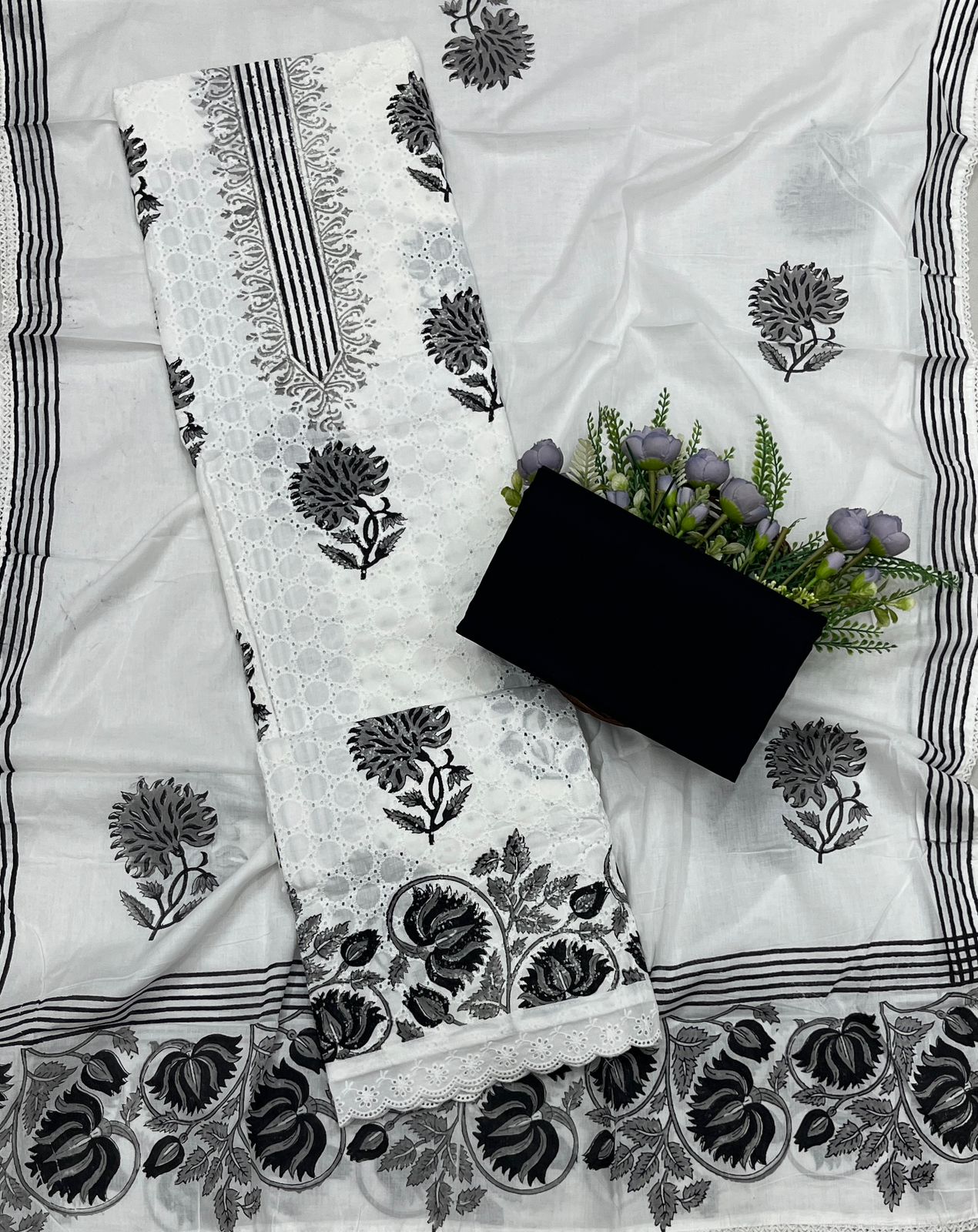 18B Cotton White With Black Suit Fabric / CKC Cotton Bazaar
