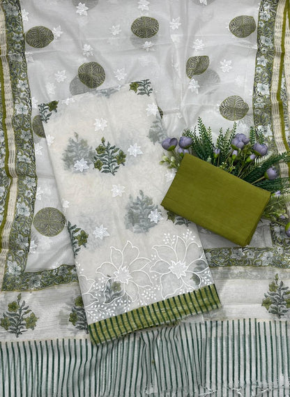 46B Mul Mehndi Color Suit Fabric / CKC Mal Cotton