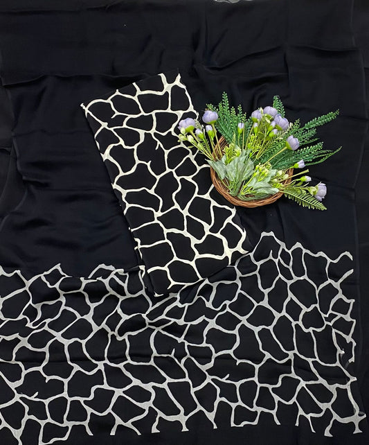 147B Crepe Black Suit Fabric / CKC Crepe Suits
