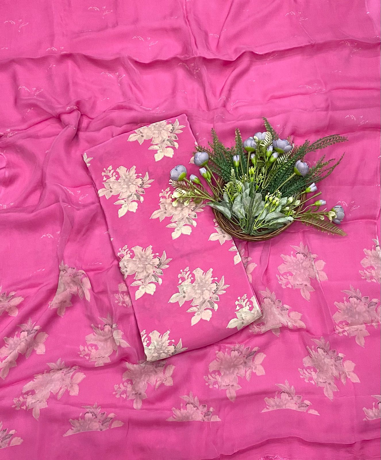 171B Crepe Pink Suit Fabric / CKC Crepe Suits