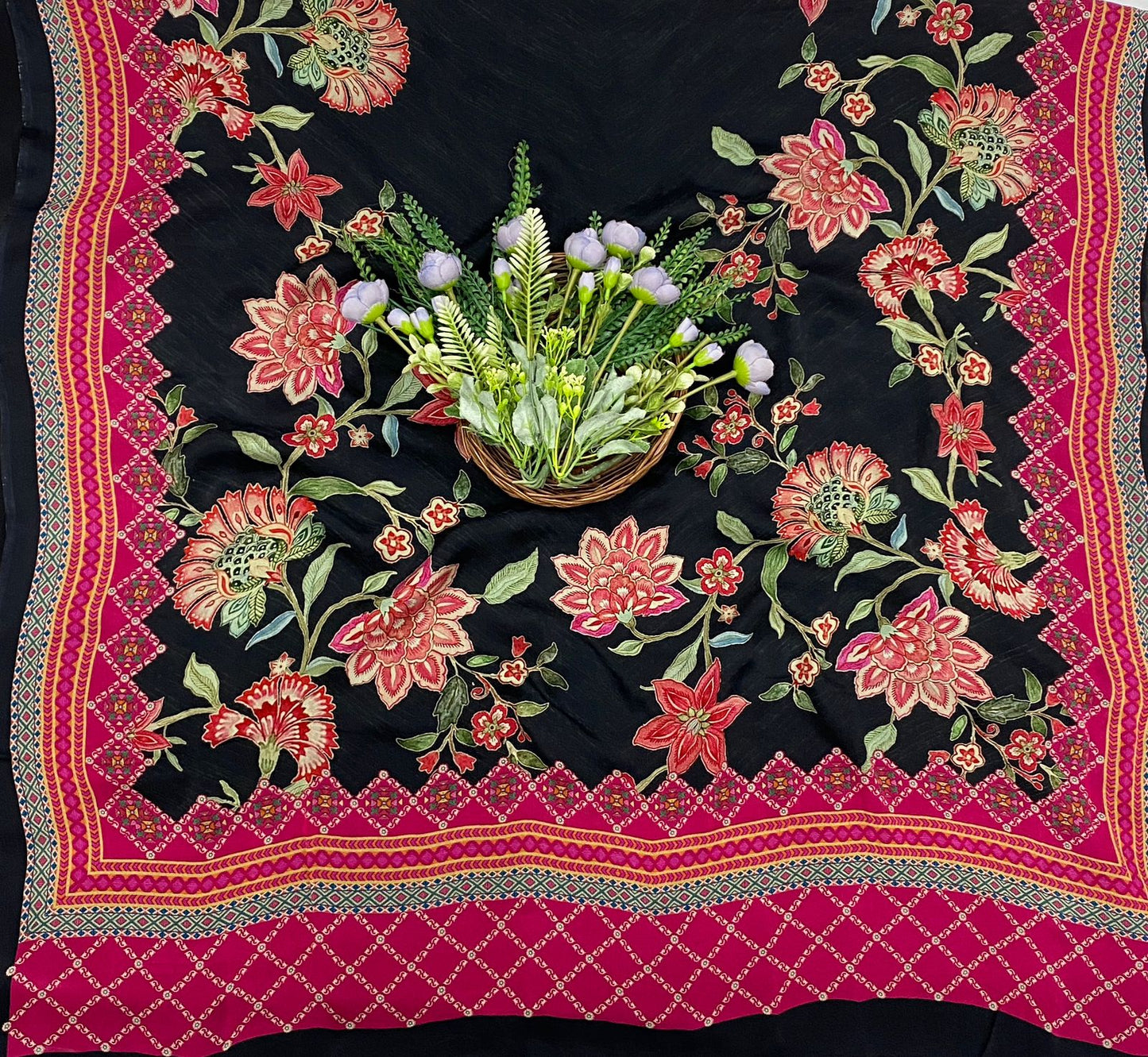552B Crepe Black Suit Fabric / Phoolon Ka Ghar
