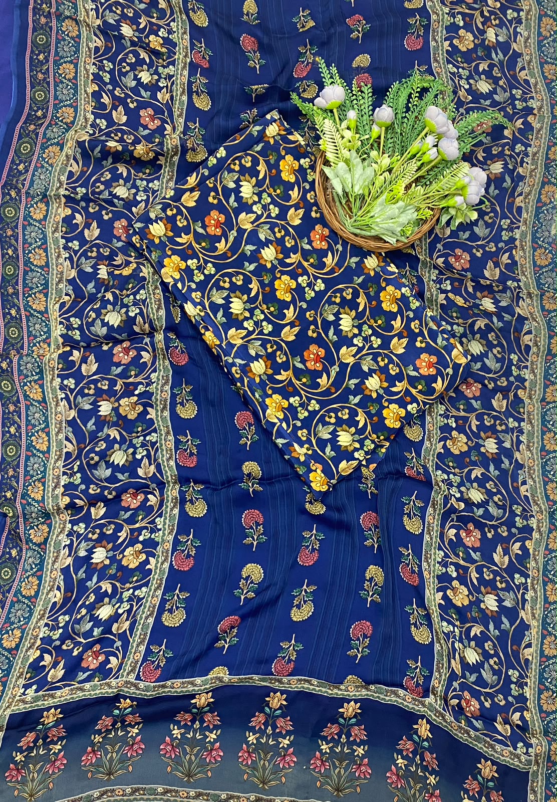 163C Crepe Navy Blue Suit Fabric / CKC Crepe Suits