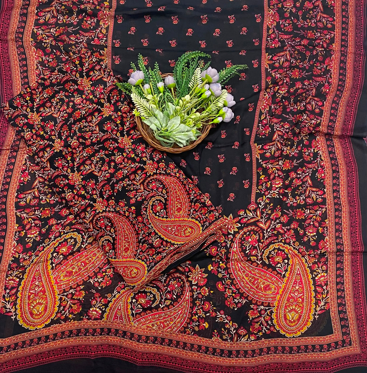 187C Crepe Black Suit Fabric / CKC Crepe Suits