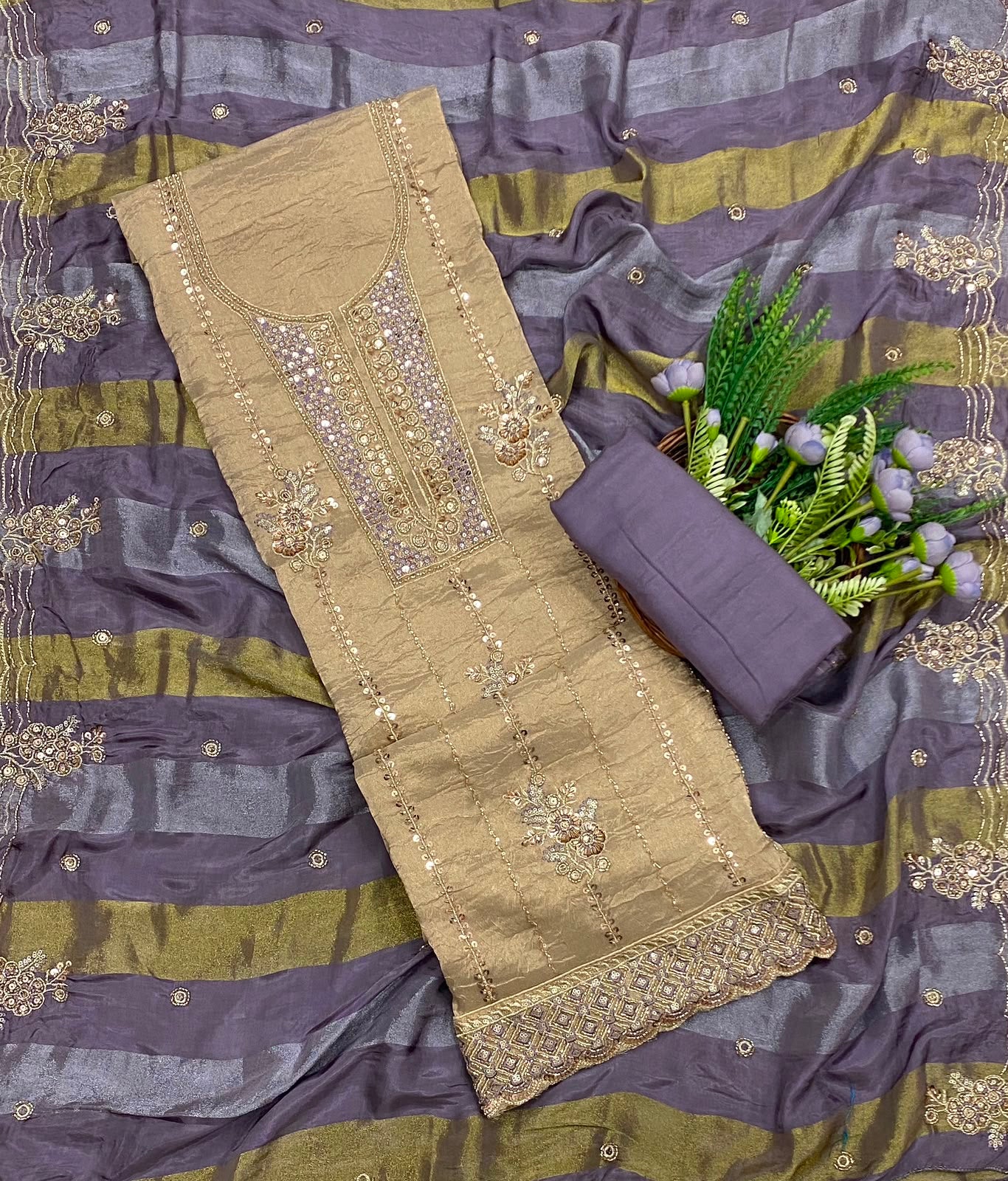 319C Shimmer Skin With Lilac Suit Fabric / CKC Banarasi Edit
