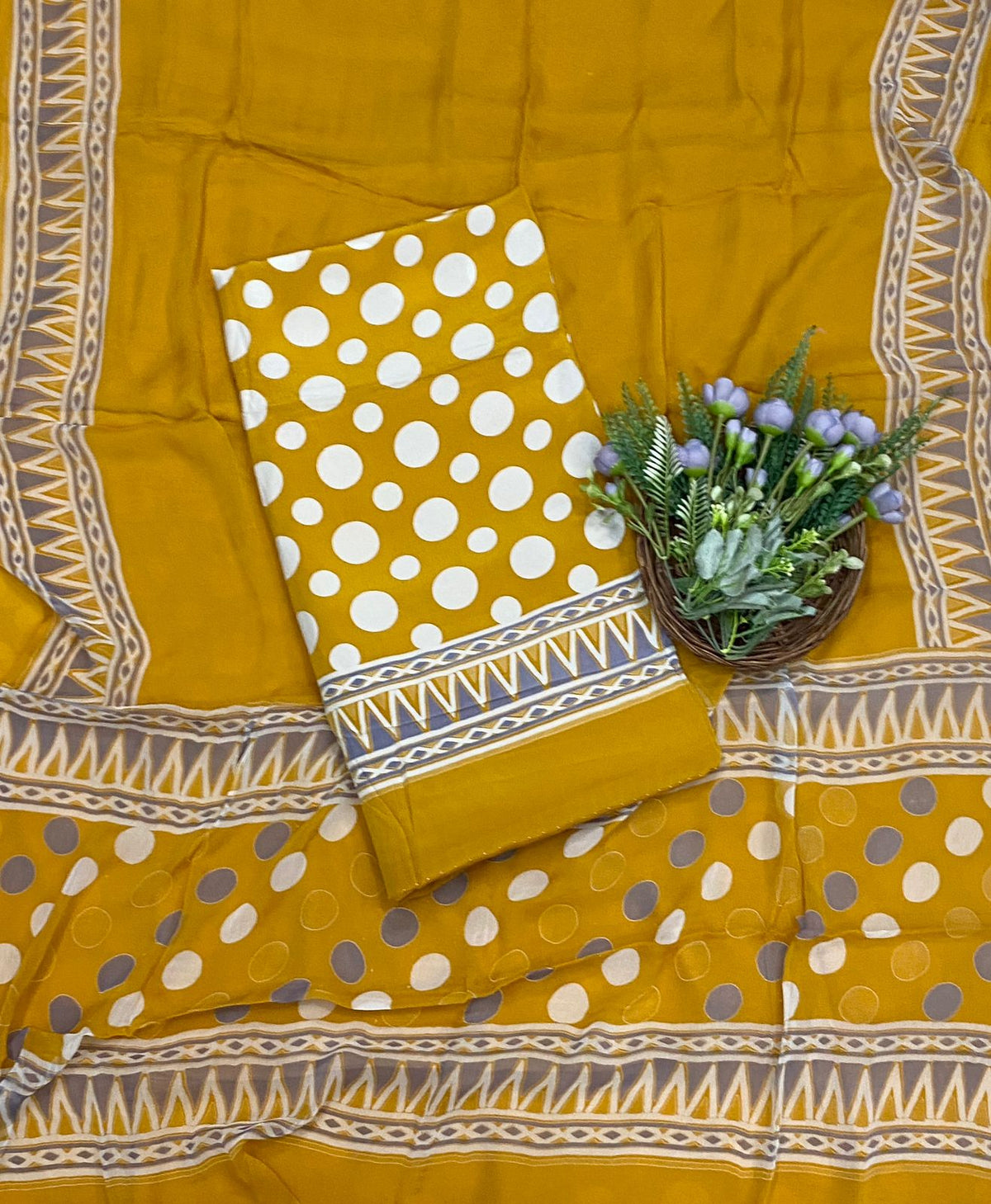 524C Crepe Polka Yellow Suit Fabric/ CKC Polka Story