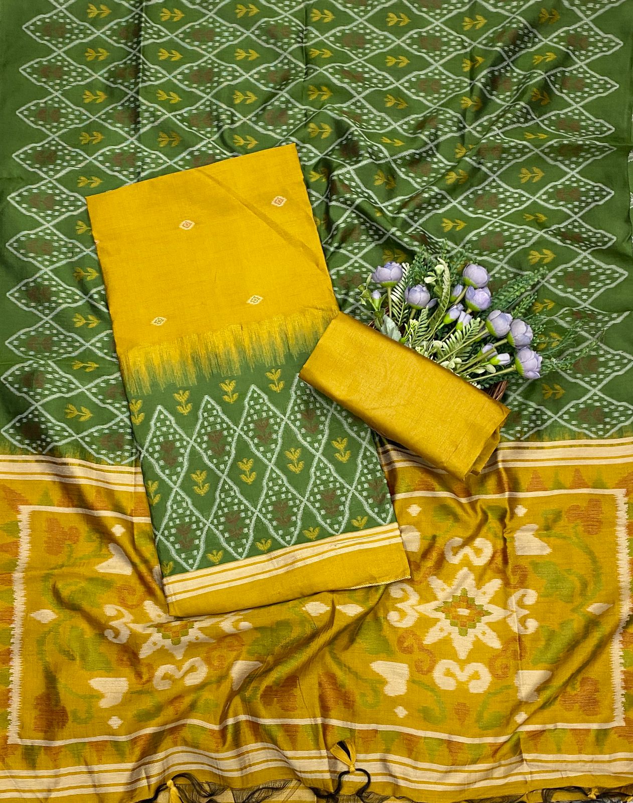 477C Jamdani Green With Yellow Suit Fabric / CKC Jamdani Suits