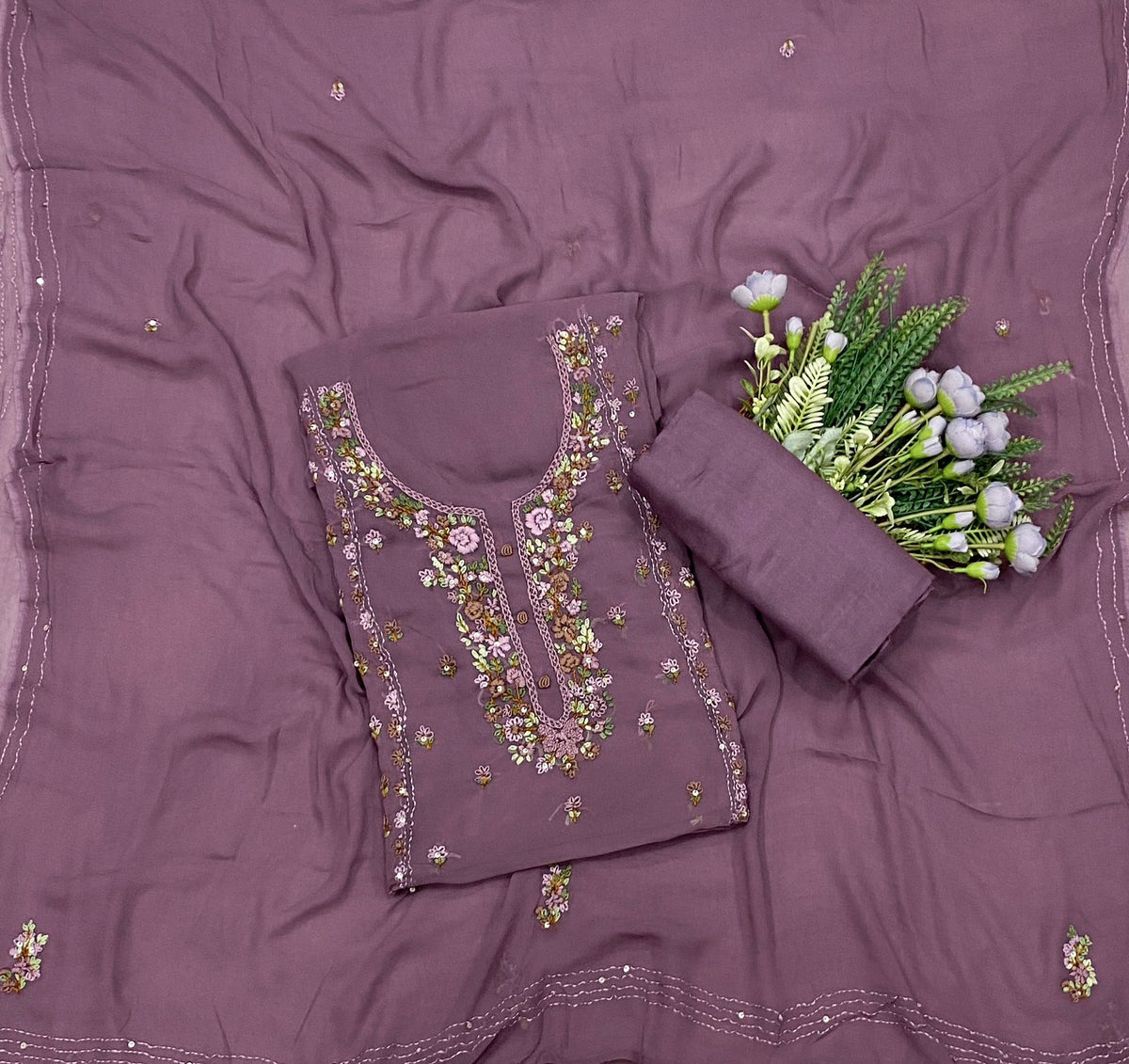501C Georgette Lilac Suit Fabric / CKC Georgette Suits