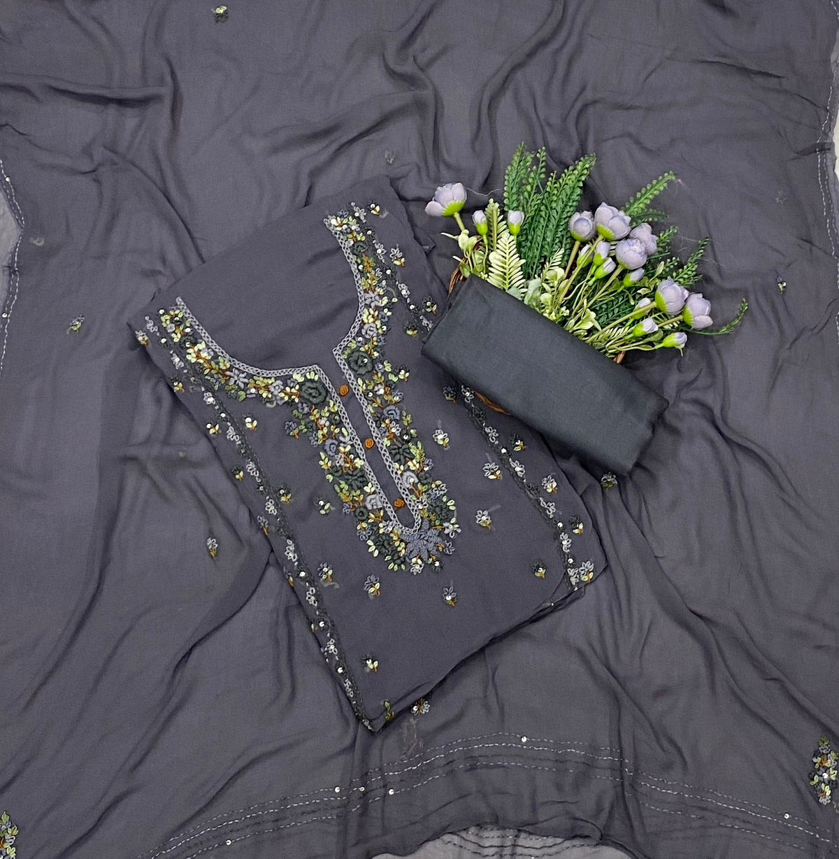 499C Georgette Dark Grey Suit Fabric / CKC Georgette Suits