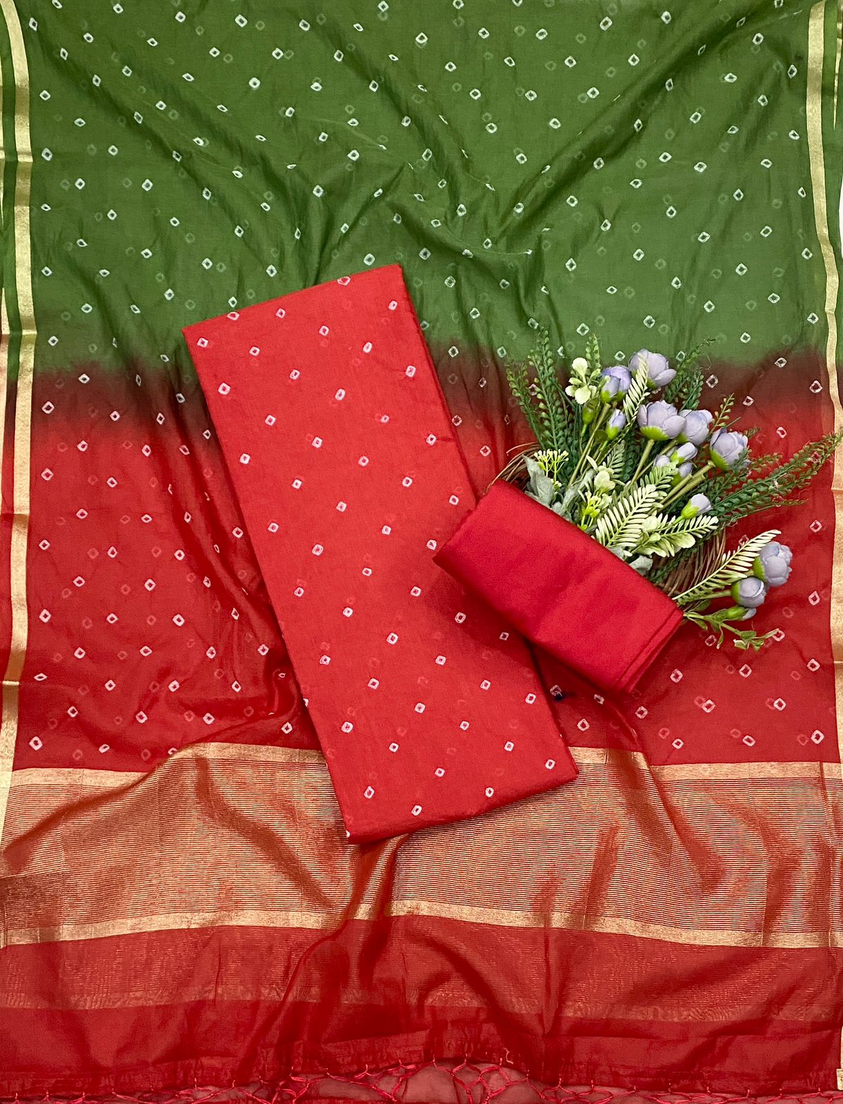 569C Mul Cotton Red Suit Fabric / CKC Mul Cotton