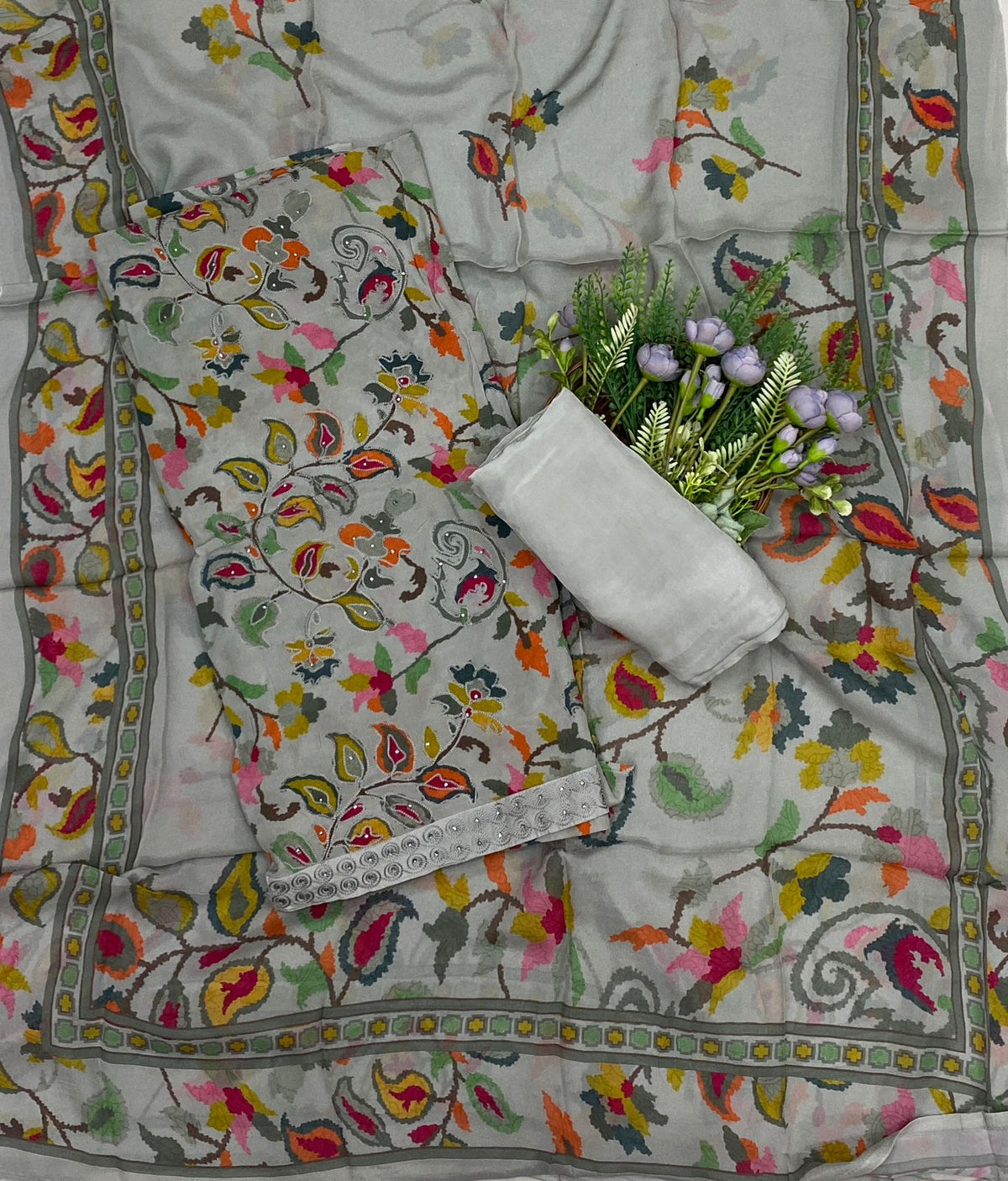 616C Crepe Aari Embroidery  Grey Suit Fabric / CKC Crepe Suits