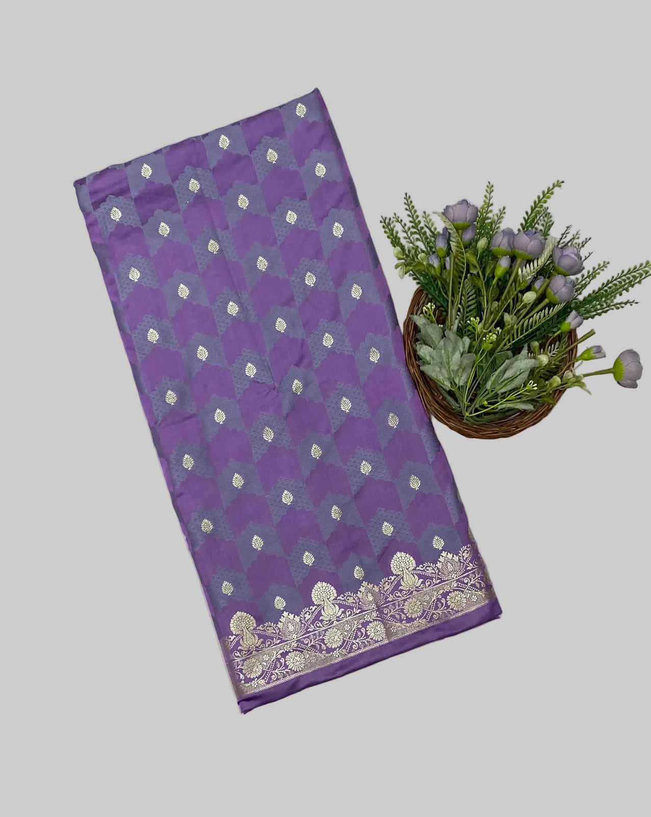 653C Banarasi Silk Mauve Suit Fabric / CKC Banarasi Edit
