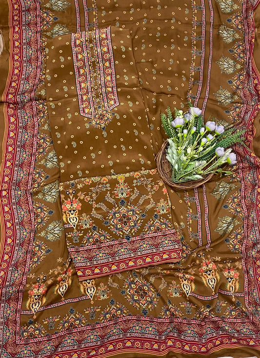 710C Crepe Brown Suit Fabric / CKC Crepe Suits