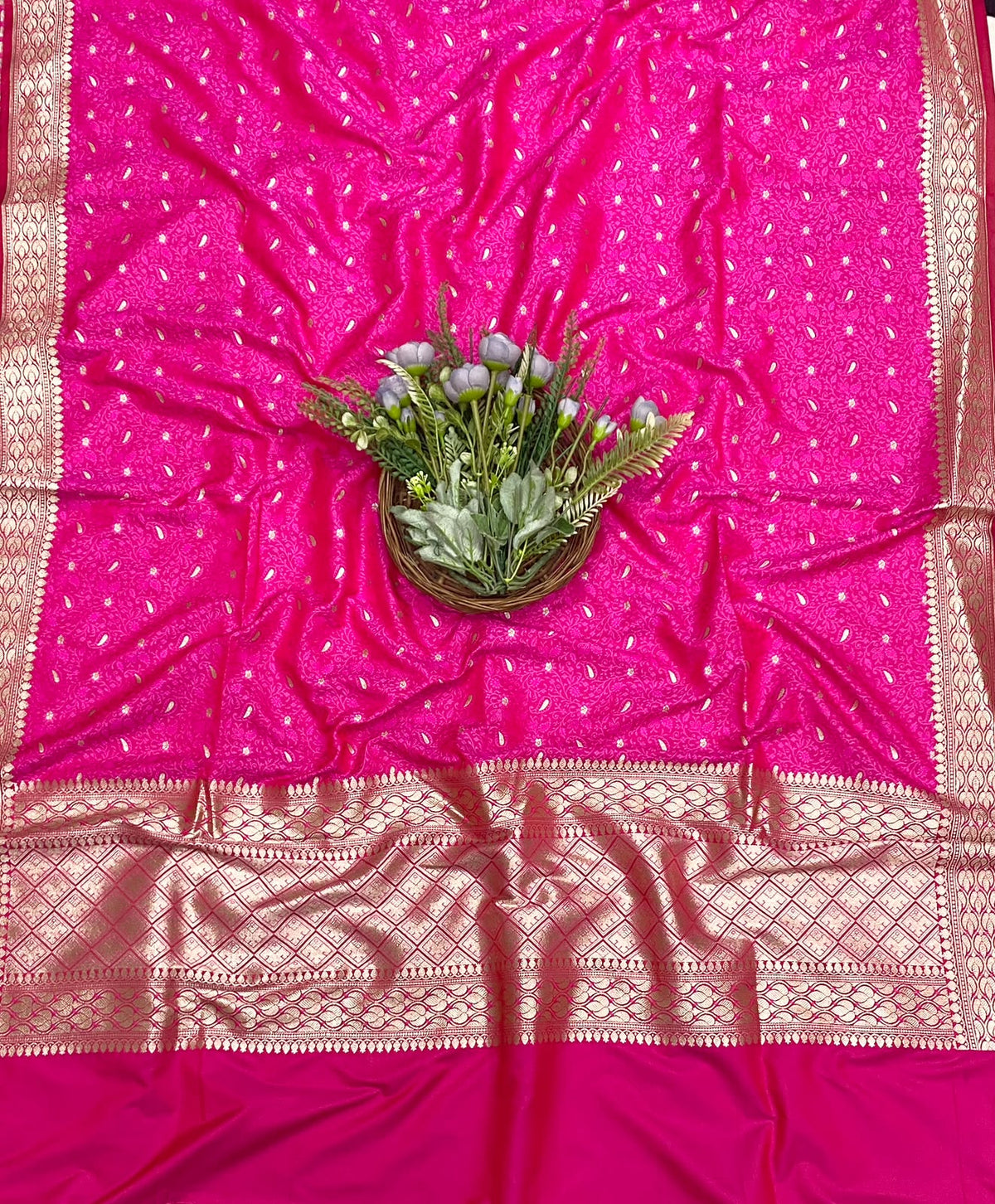 119D Banarasi Silk Dark Majenta Suit Fabric / CKC Banarasi Edit