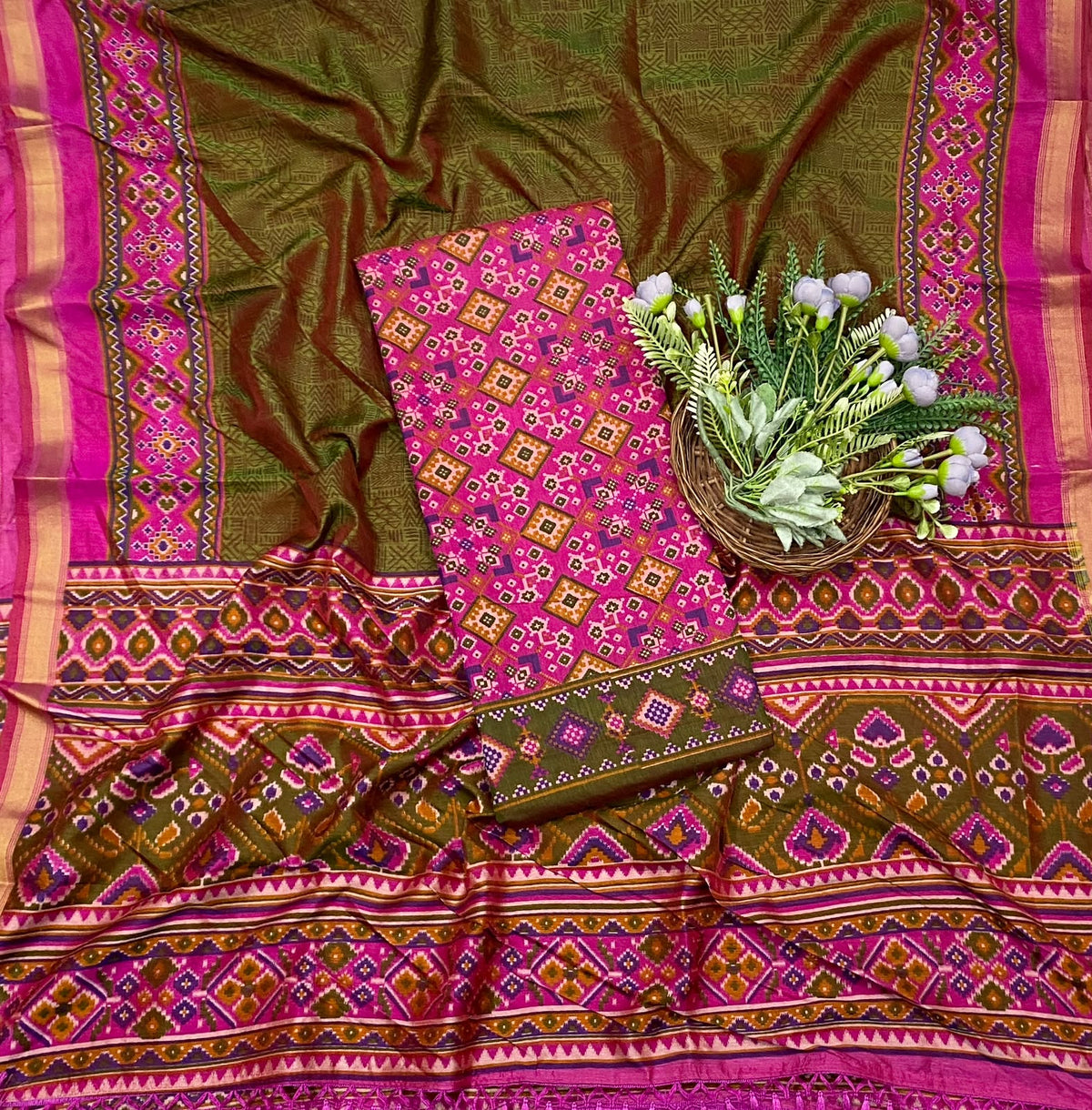 382D Patola Silk Dark Pink Suit Fabric / CKC Patola Silk Suit