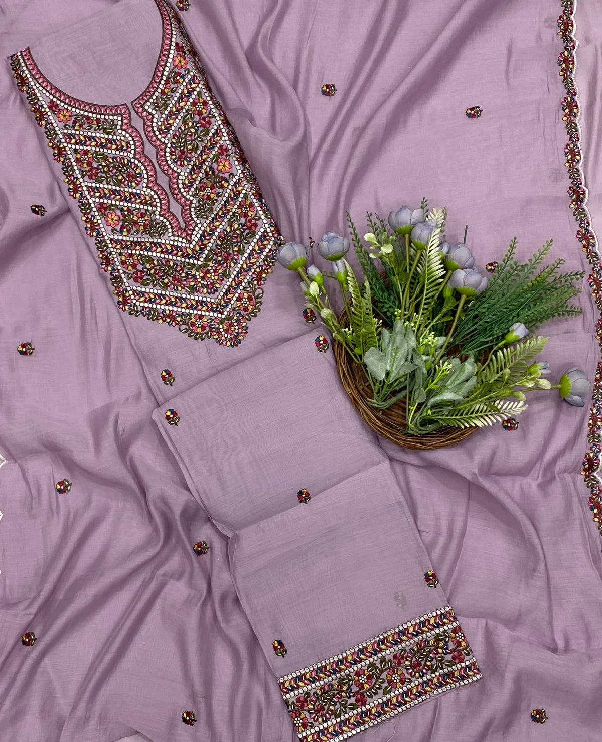 425D Mul Cotton Lilac Suit Fabric / CKC Mul Cotton