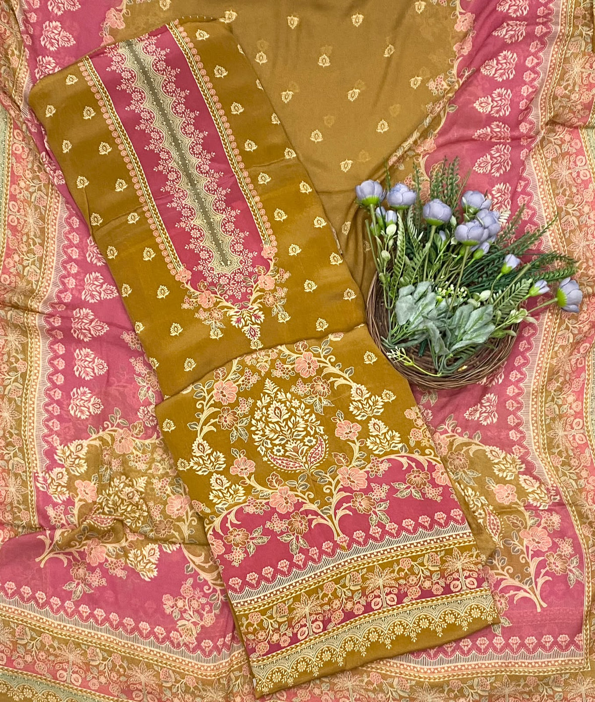 517D Crepe Mustard Pink Suit Fabric / CKC Crepe Suits