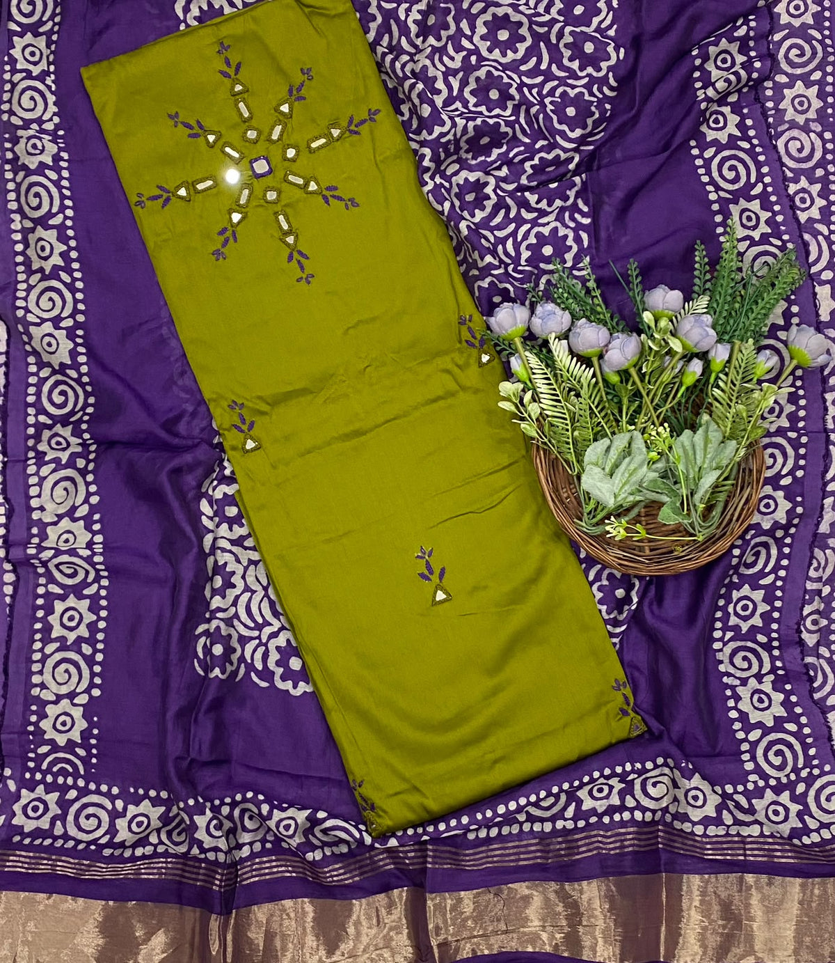505D Cotton Green With Purple Suit Fabric / CKC Cotton Bazaar