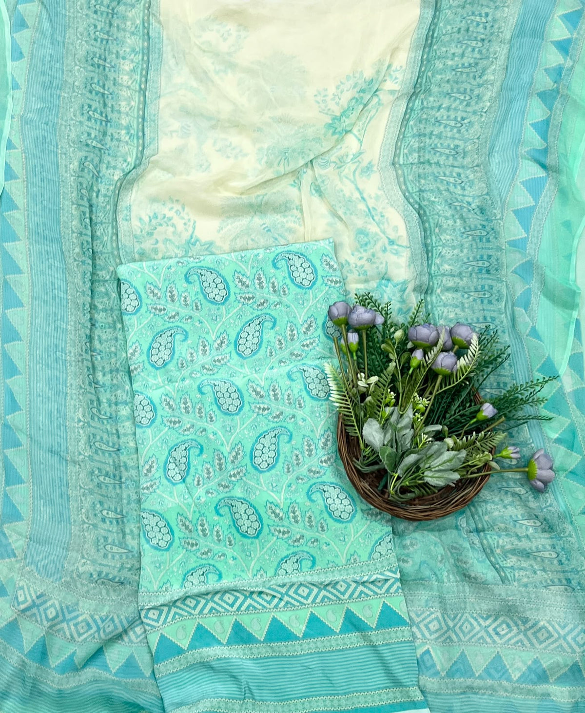 821D CREPE SEA BLUE SUIT FABRIC / CKC CREPE SUITS
