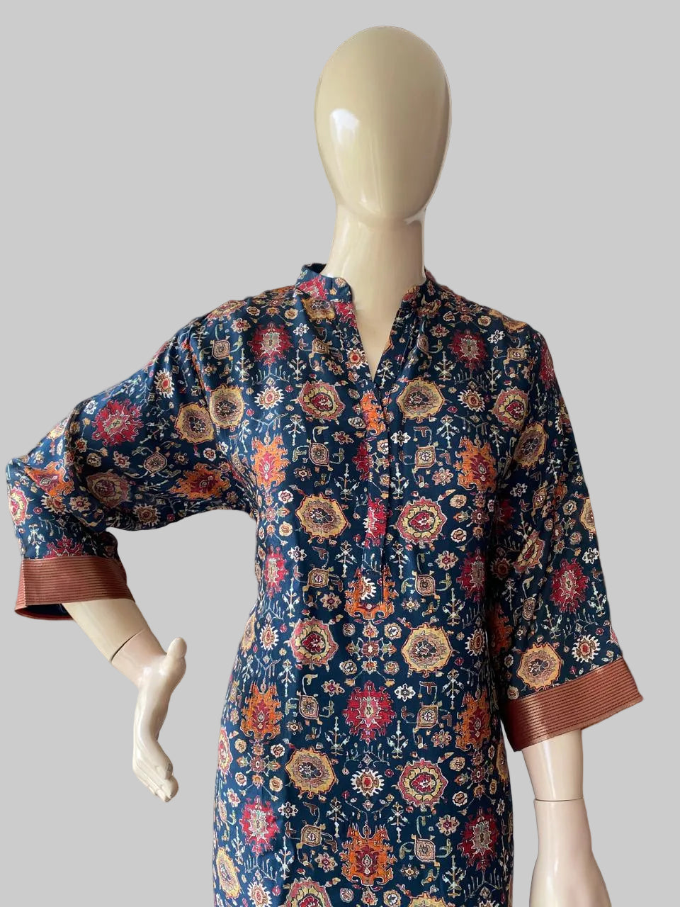 960D Tassar Silk Navy Blue Stitched Suit / CKC Stitched Suits