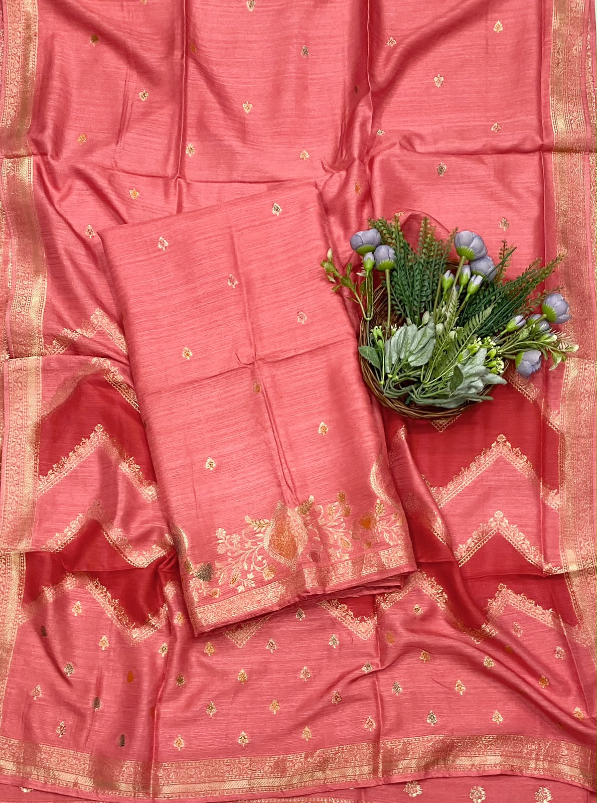 916D Banarasi Silk Peach Suit Fabric / CKC Banarasi Edit