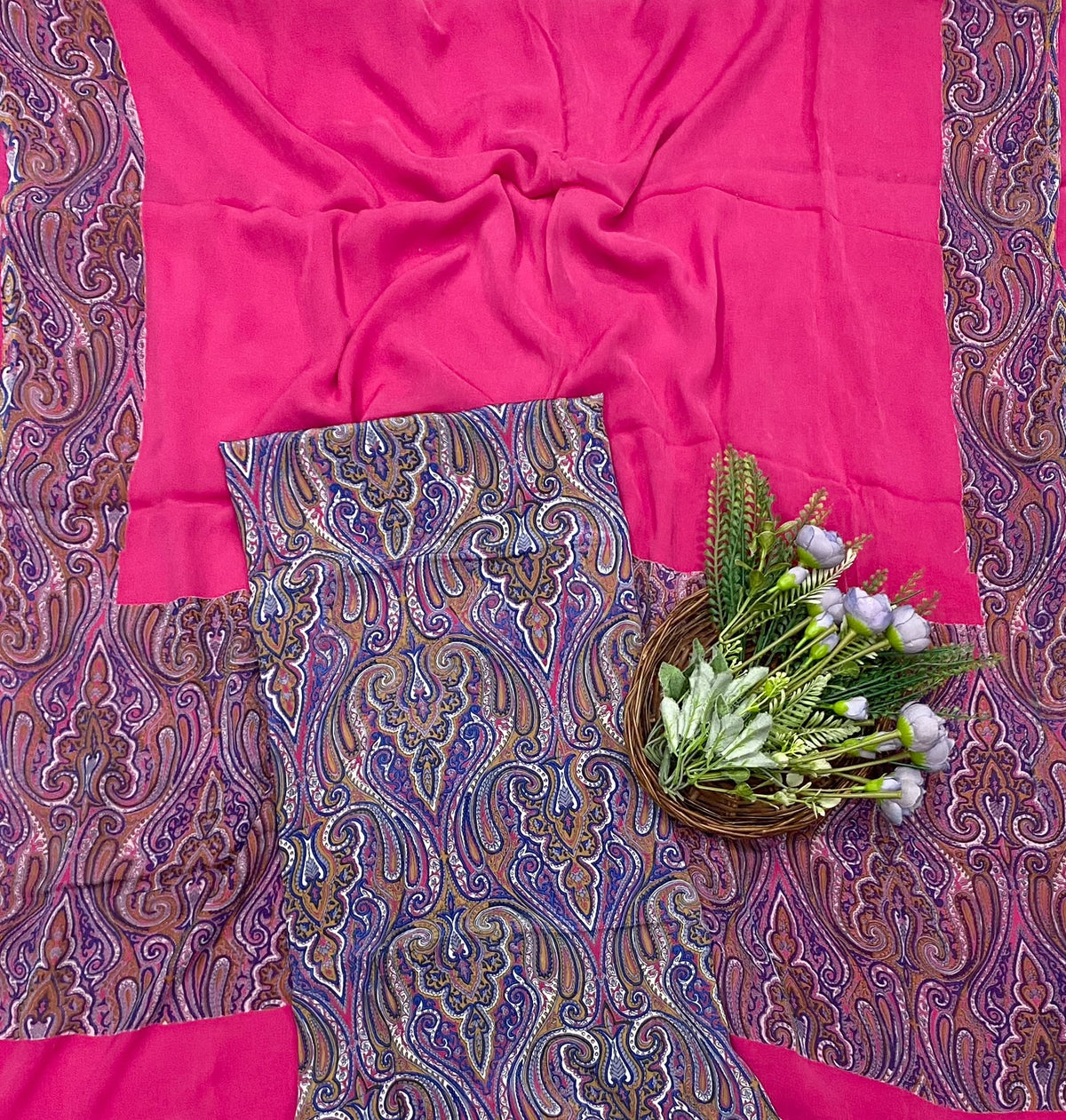 934D Crepe  Blue With Magenta Suit Fabric / CKC Crepe Suits