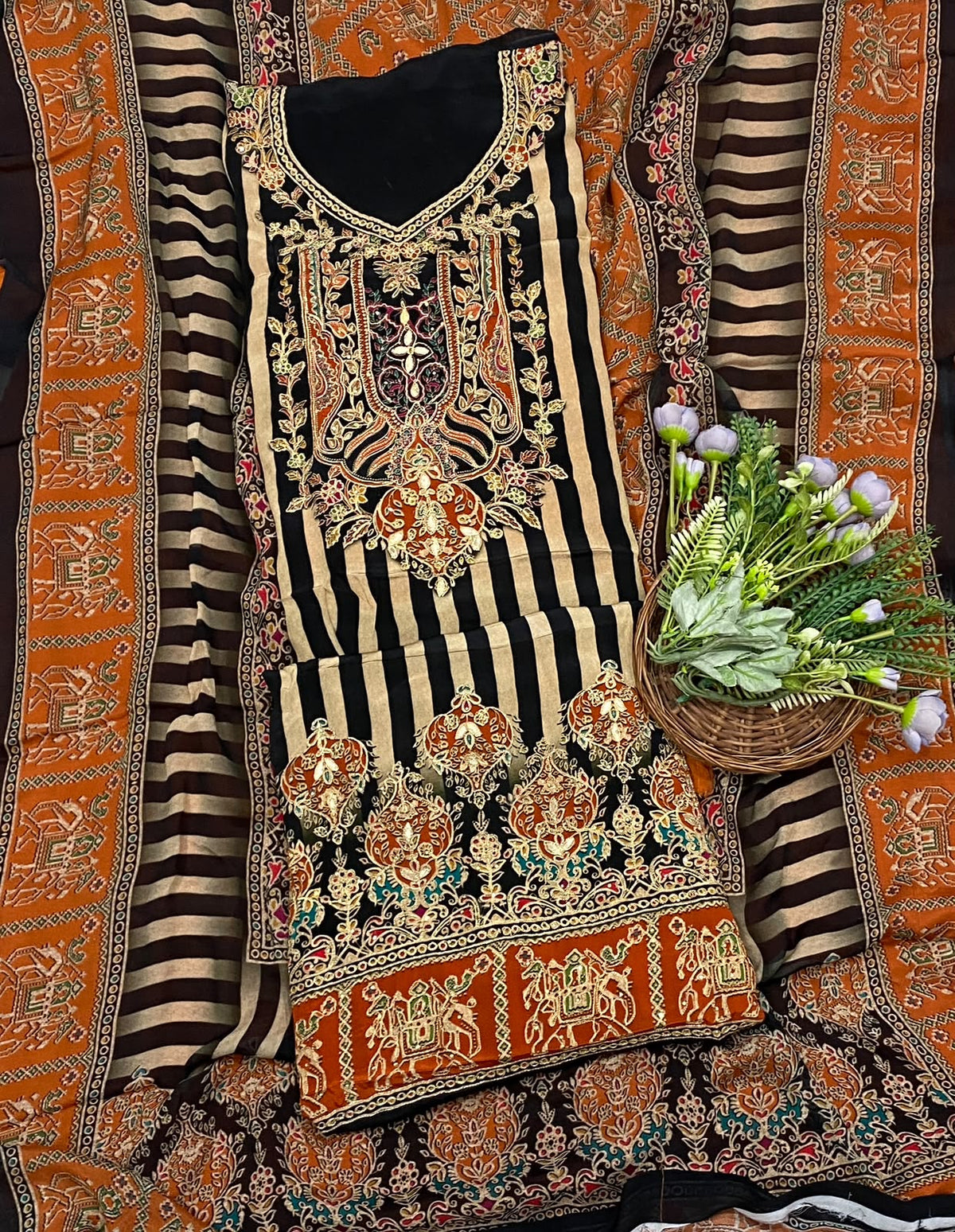 4E CREPE BLACK WITH ORANGE SUIT FABRIC / CKC CREPE SUITS