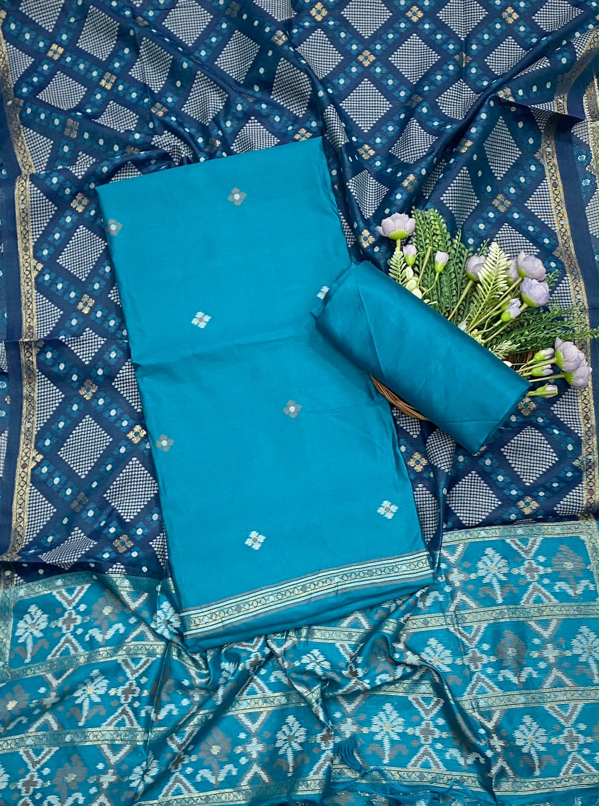 968D Jamdani Navy Blue Suit Fabric / CKC Jamdani Suits