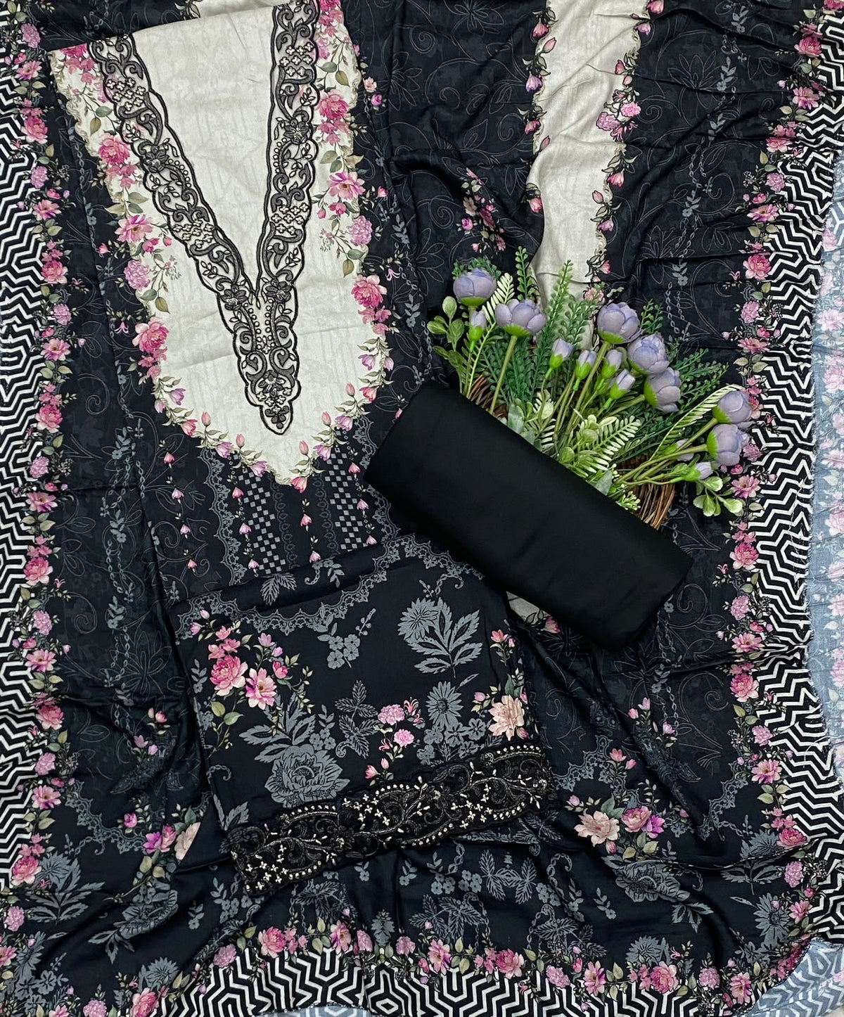 86E Pashmina Black Suit Fabric / CKC Winter Suits