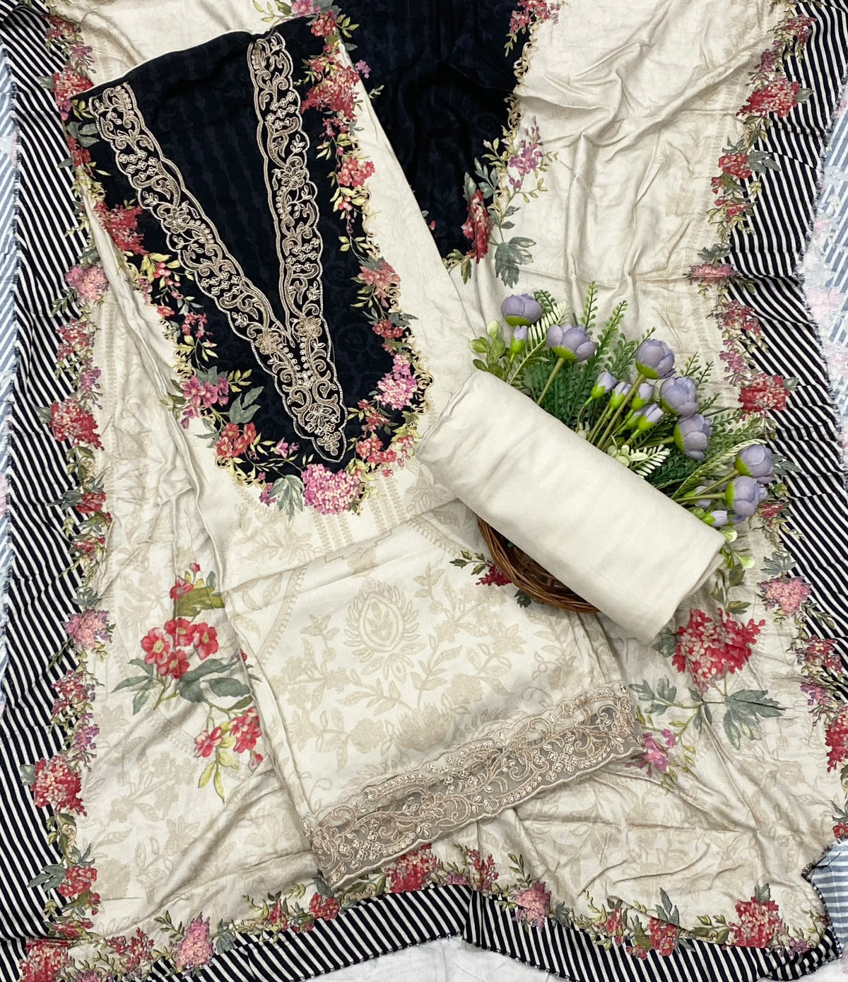 87E Pashmina Off White Suit Fabric / CKC Winter Suits