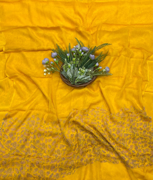 161B Crepe Yellow Suit Fabric / CKC Crepe Suits