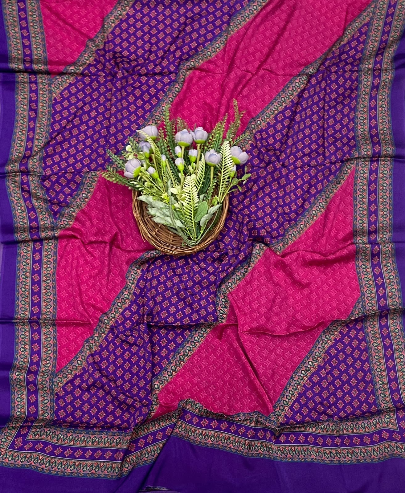698C Crepe Pink With Purple Suit Fabric / CKC Crepe Suits