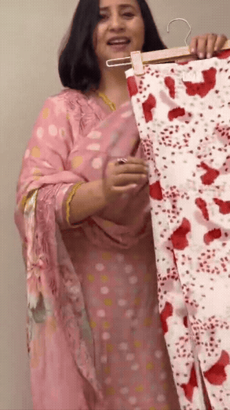 809 Georgette White With Red Suit Fabric / CKC Georgette Suits